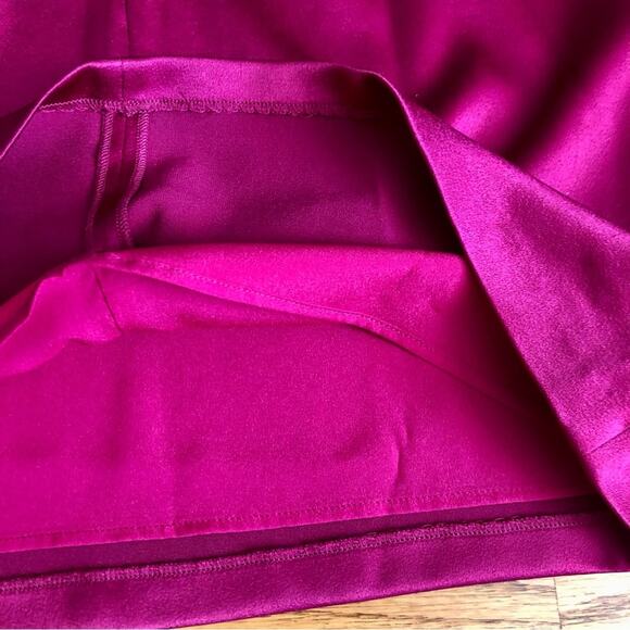 HALSTON Cape Sleeve Open Back Mini Sheath Dress Red Cherry Women’s Size 6 - Picture 8 of 11